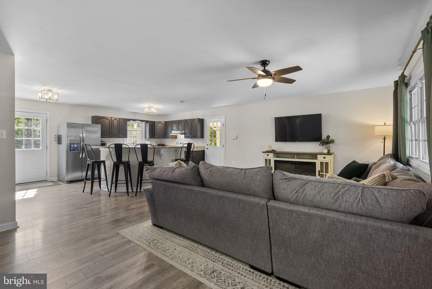 5032 Gallant Green Road photo 3
