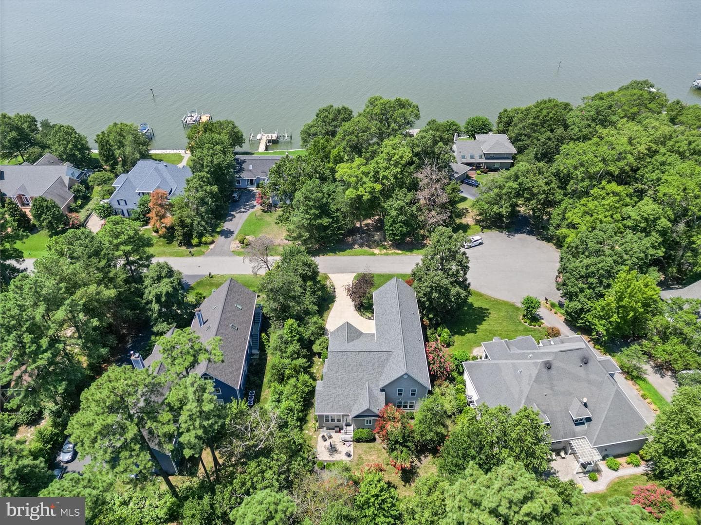 11375 Ethan Court photo 4