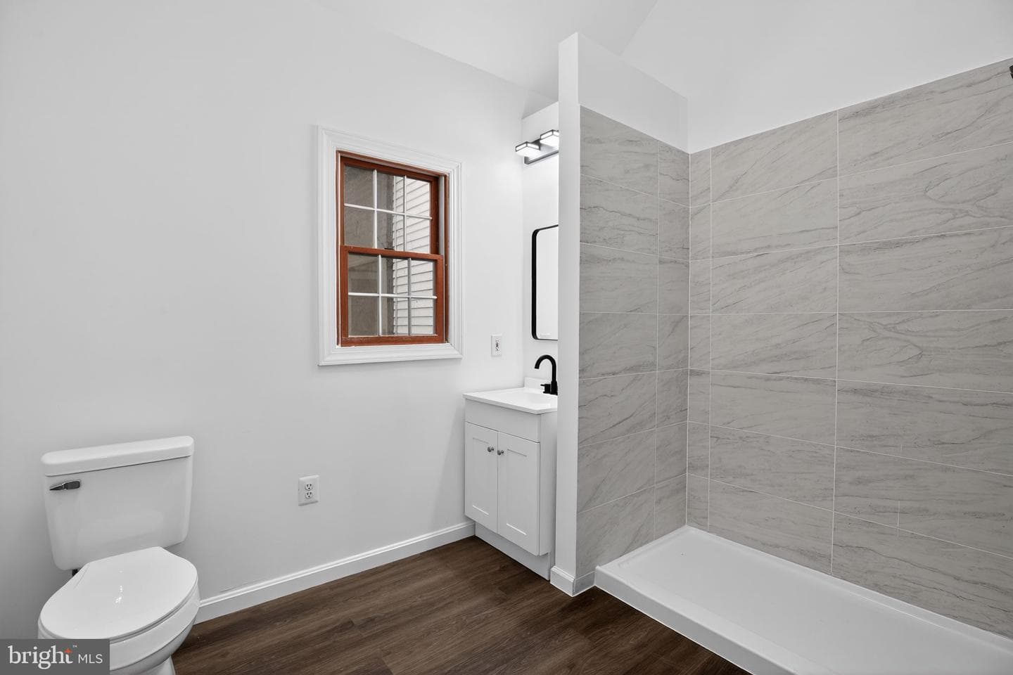 507 Chestnut Court photo 25