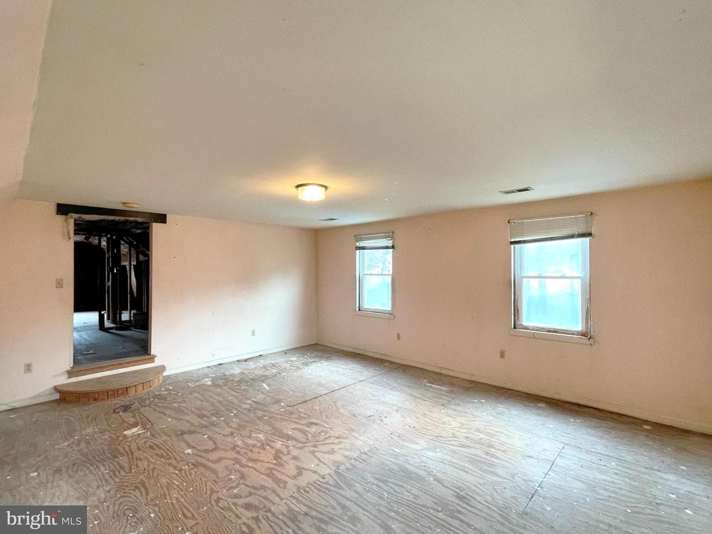 4555 Bicknell Road photo 18