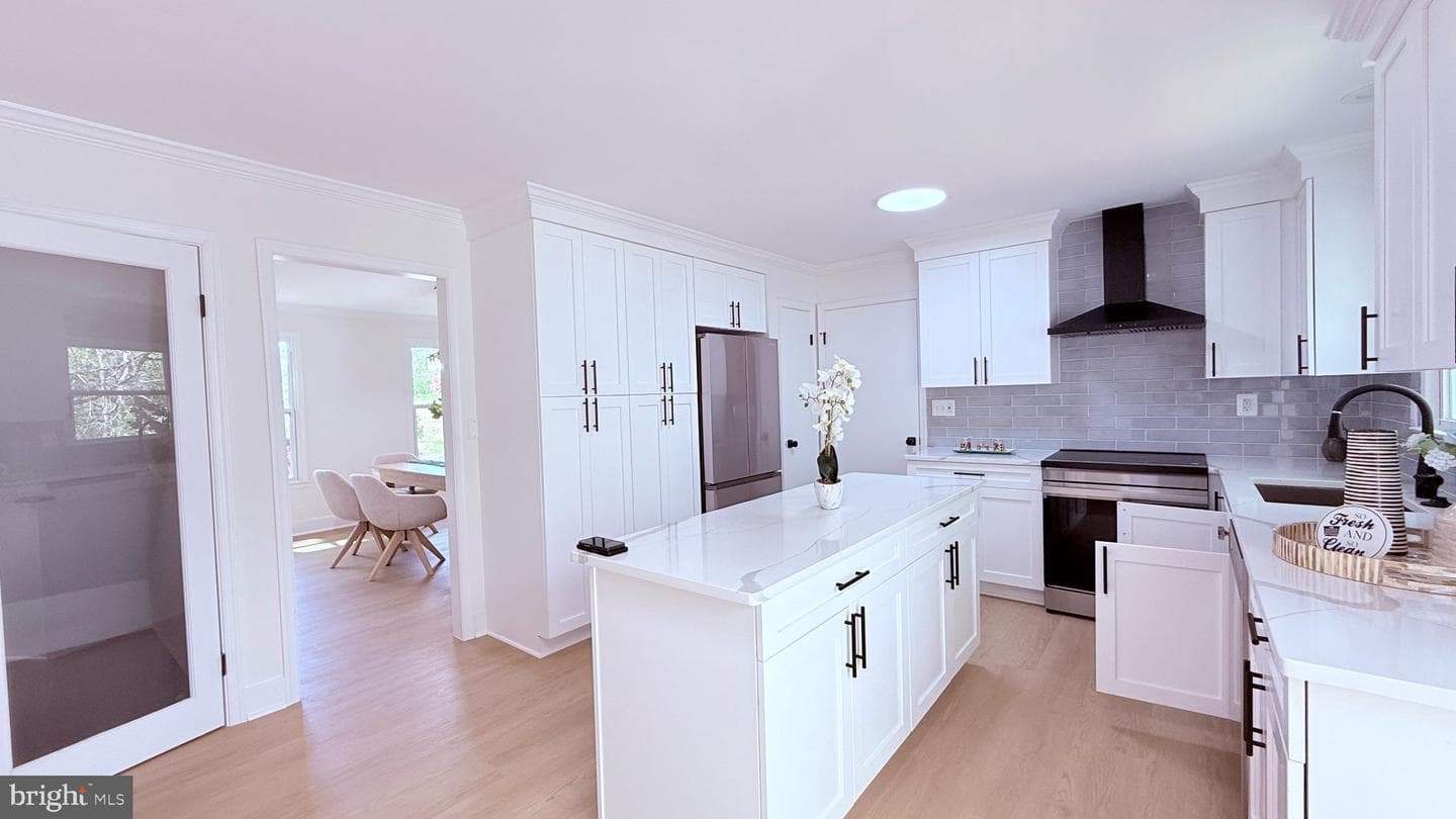 514 Dogwood Court photo 12