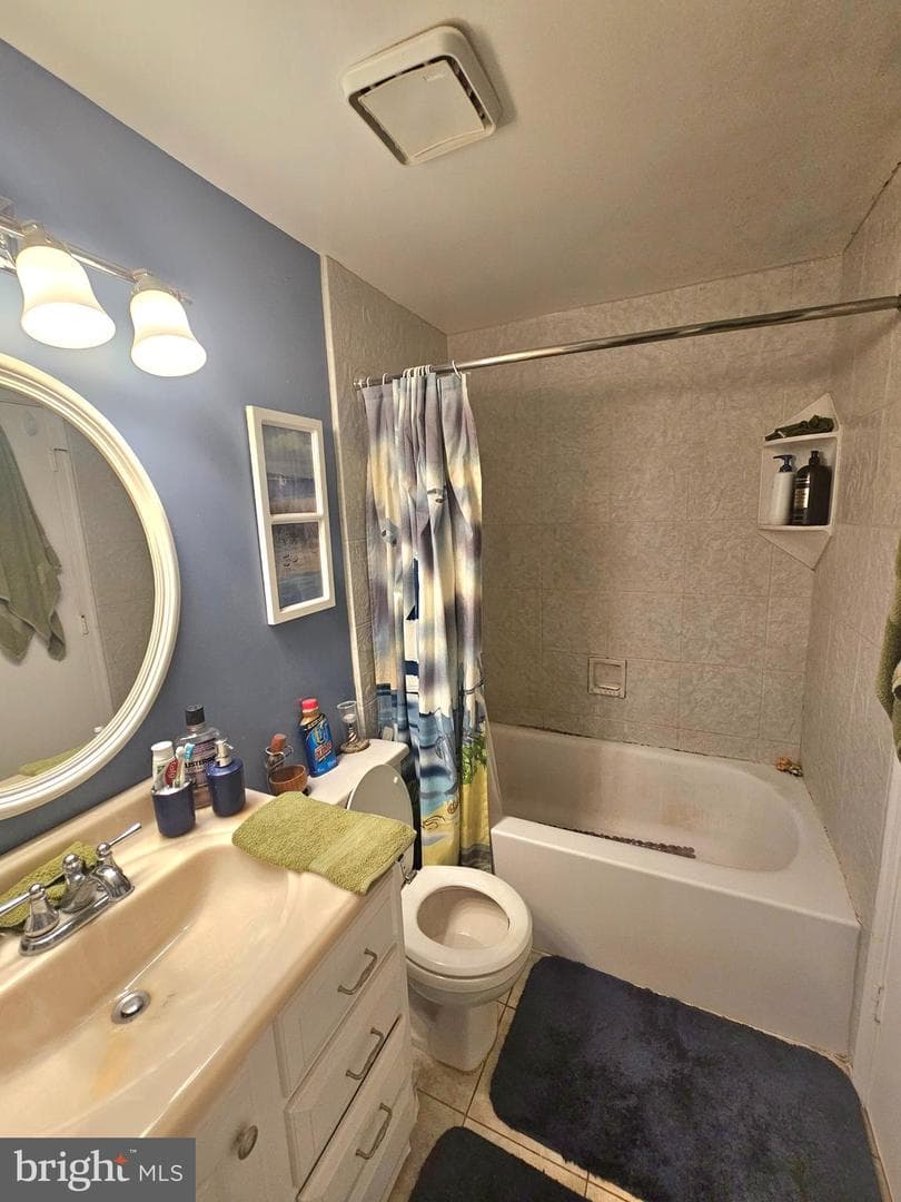 3627 Kempsford Field Place photo 15