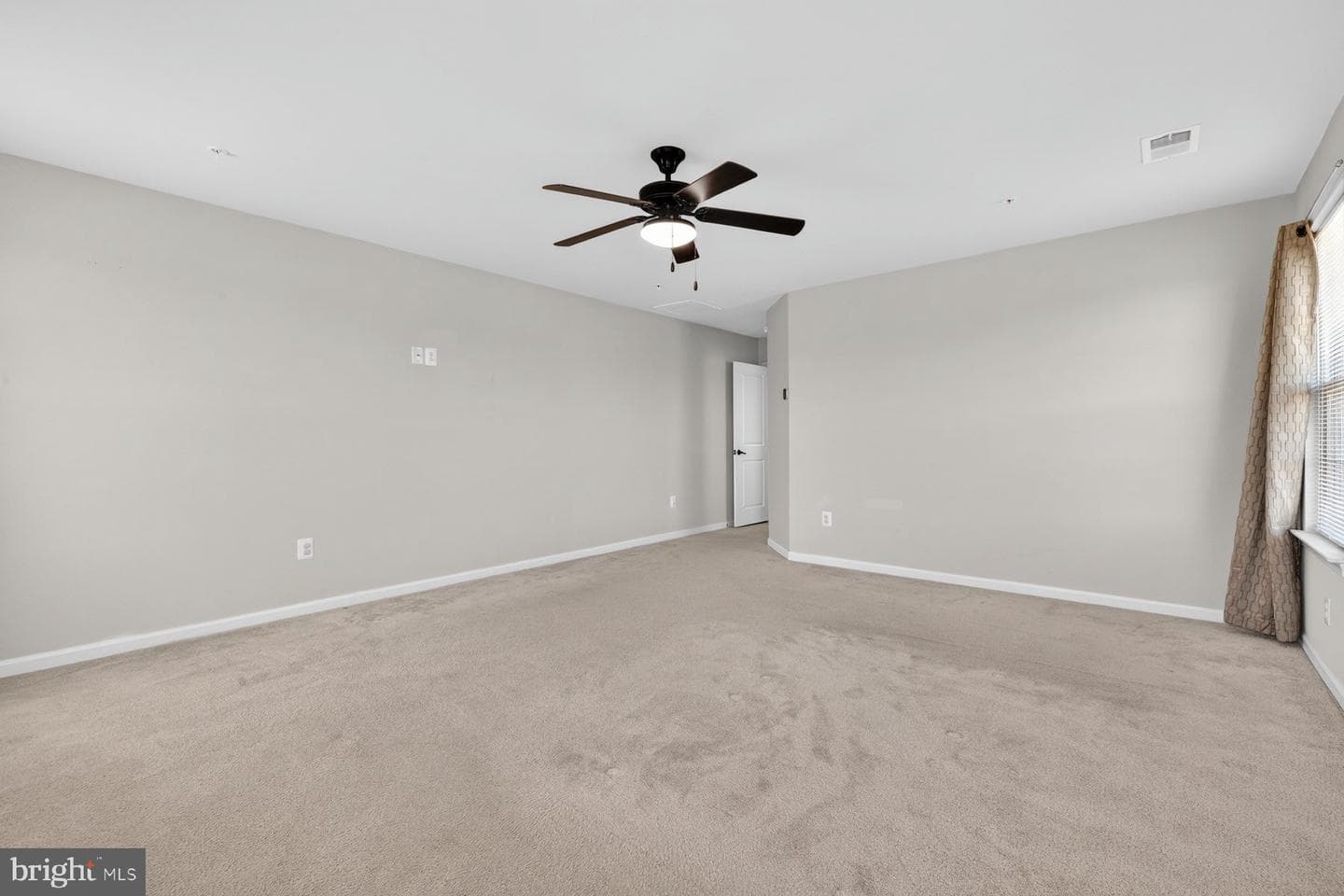 9974 Moddy Lane photo 15