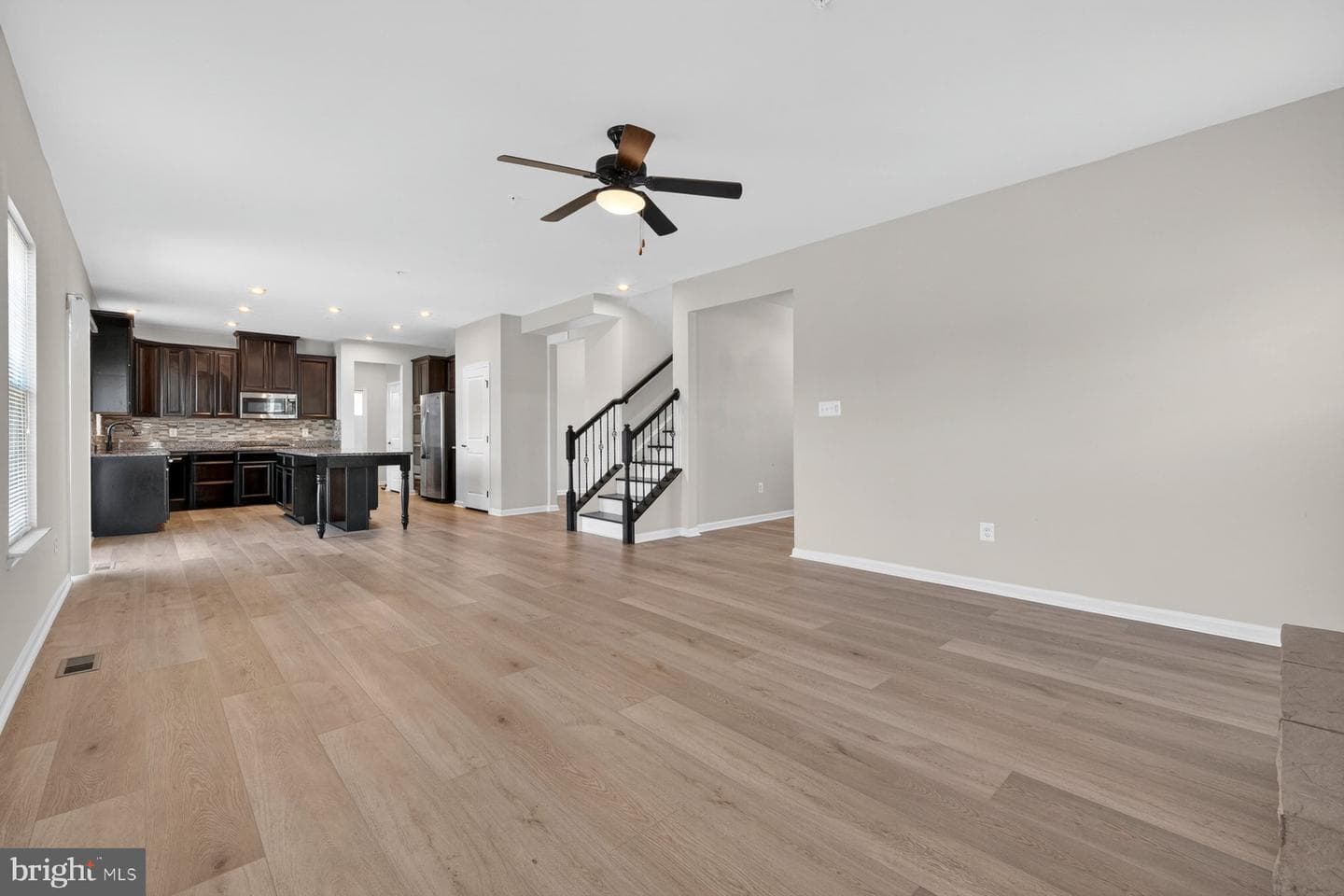 9974 Moddy Lane photo 5