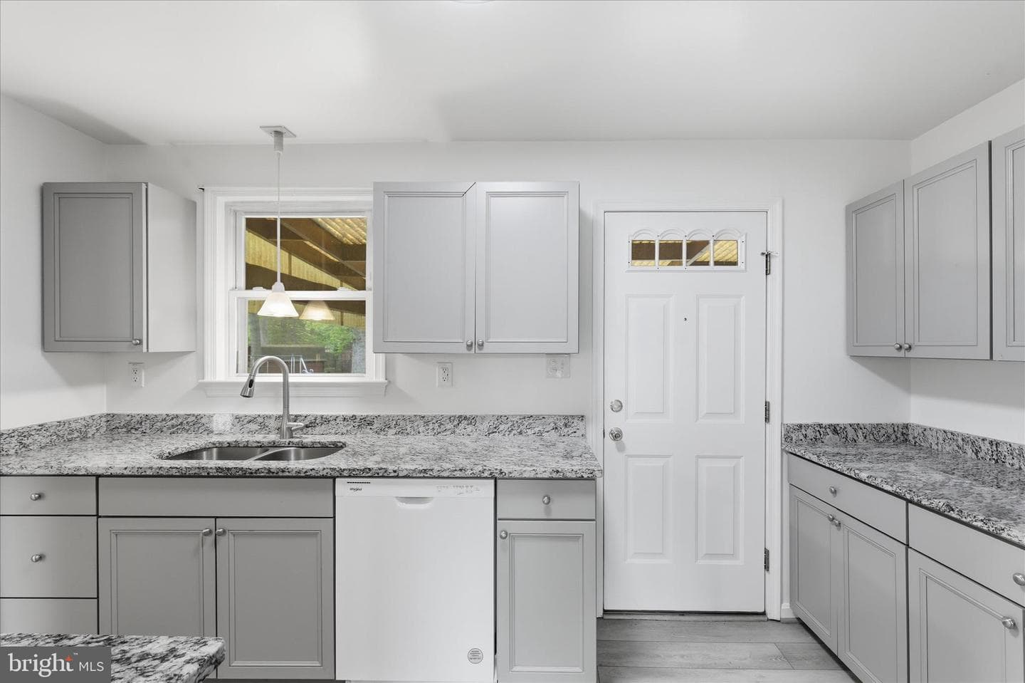 3150 Green Meadows Drive photo 11