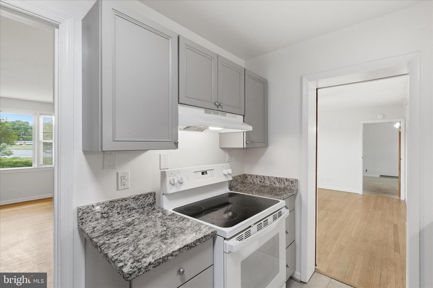 3150 Green Meadows Drive photo 13