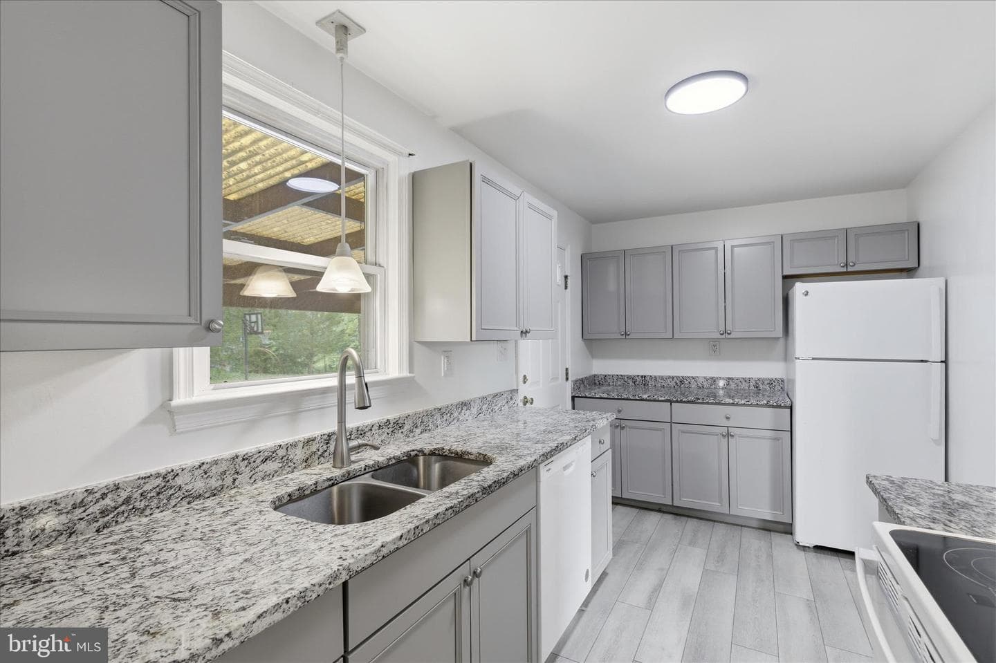 3150 Green Meadows Drive photo 14