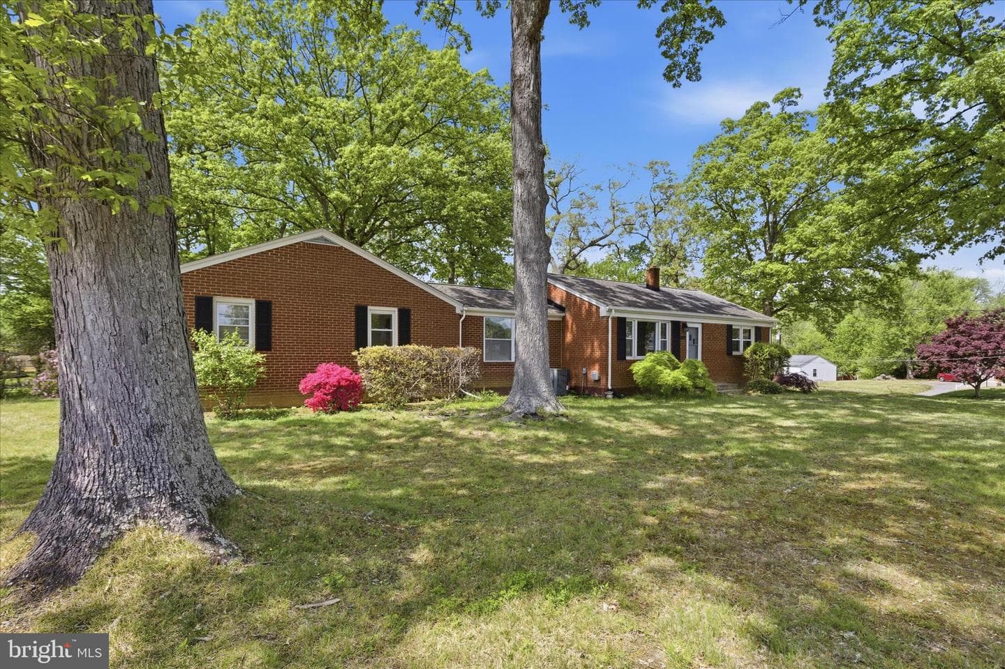 3150 Green Meadows Drive photo 5