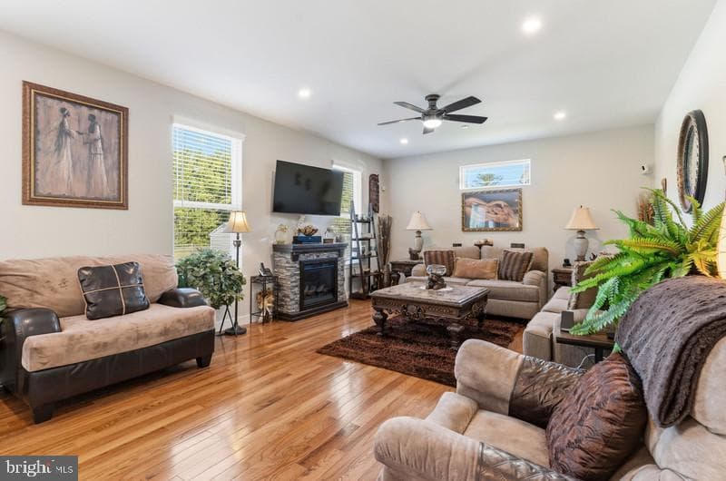 2109 Cedar Tree Lane photo 20