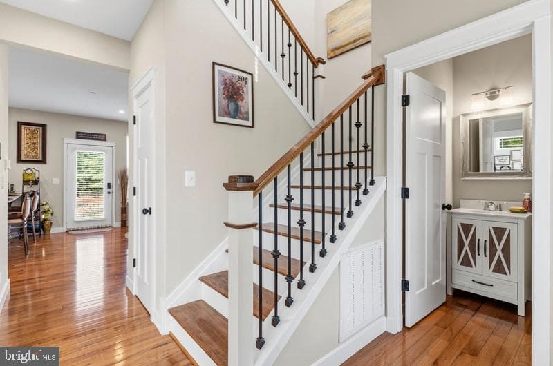 2109 Cedar Tree Lane photo 27