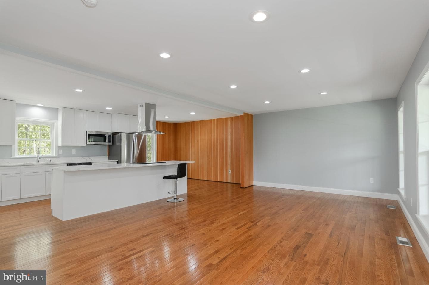 12888 Leman Lane photo 10