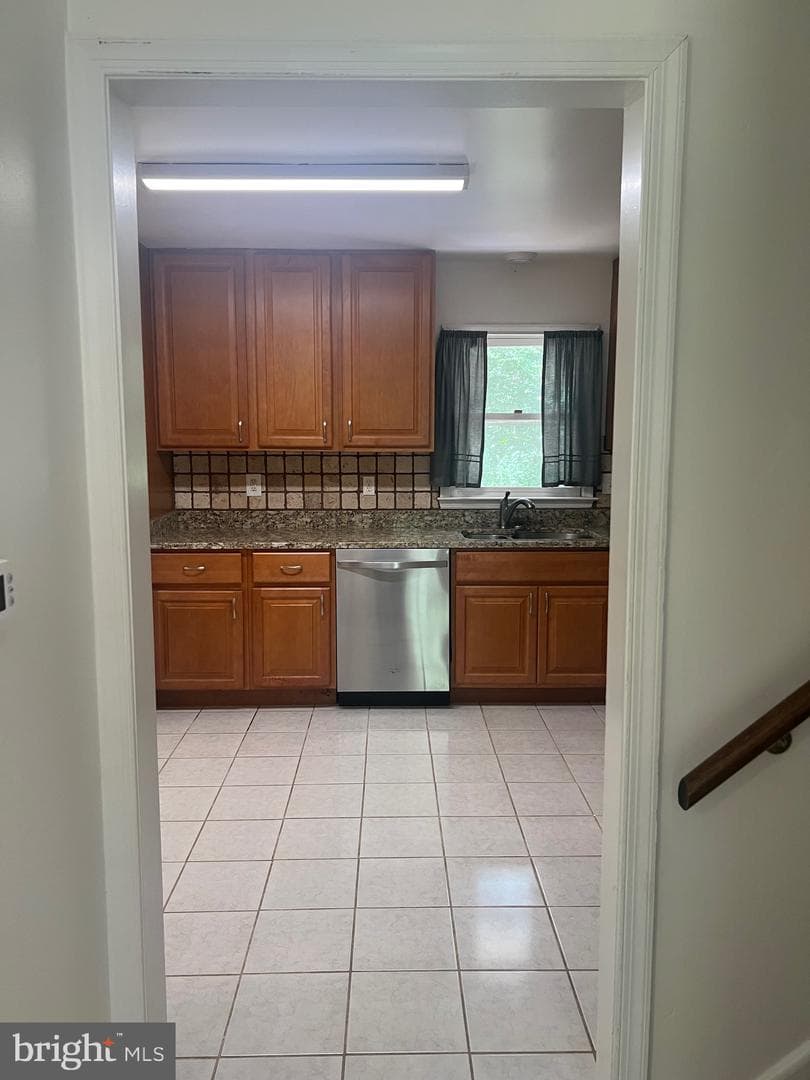 14117 Beverly Drive photo 5