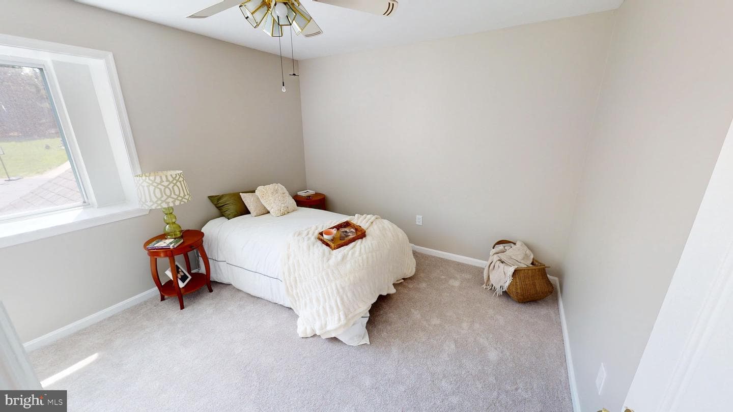 10384 Chamberlin Court E photo 23