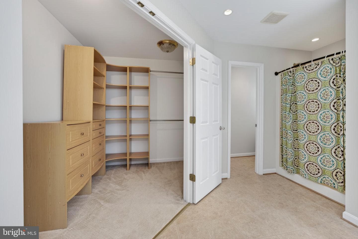 2910 Merchant Court photo 48