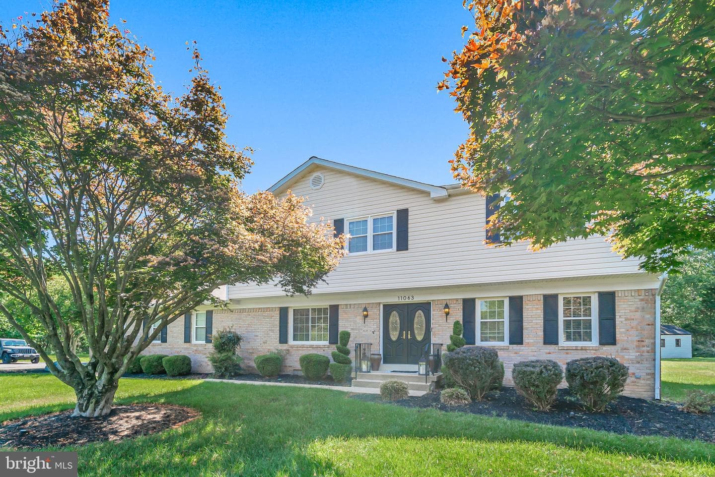 11063 Ellinger Drive, White Plains