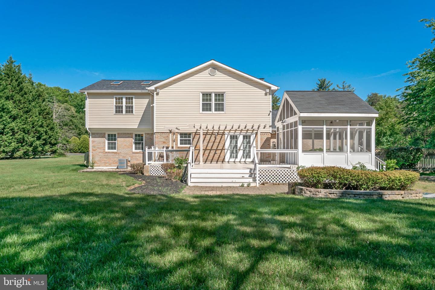 11063 Ellinger Drive photo 28