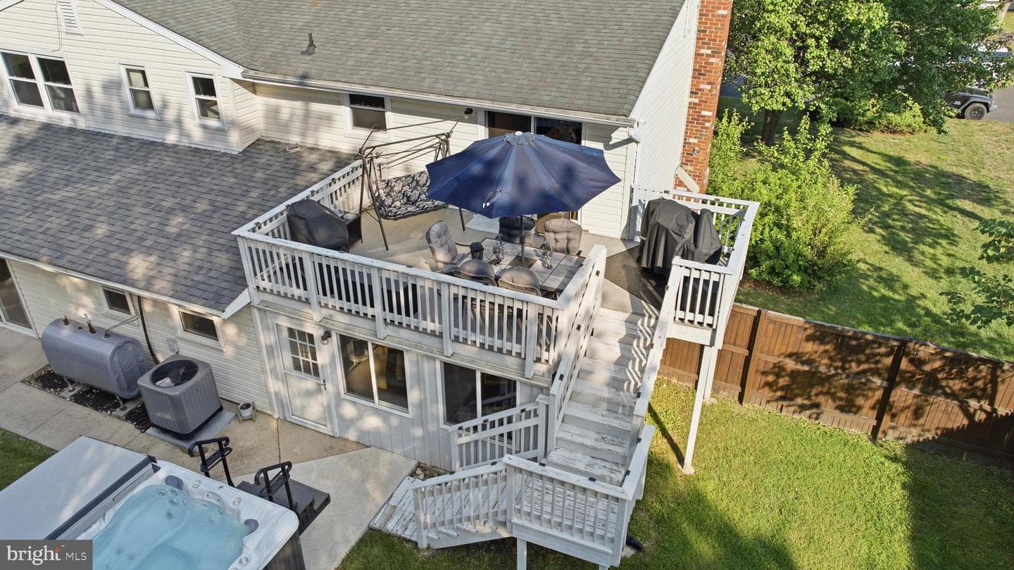 6320 Josephine Road photo 3