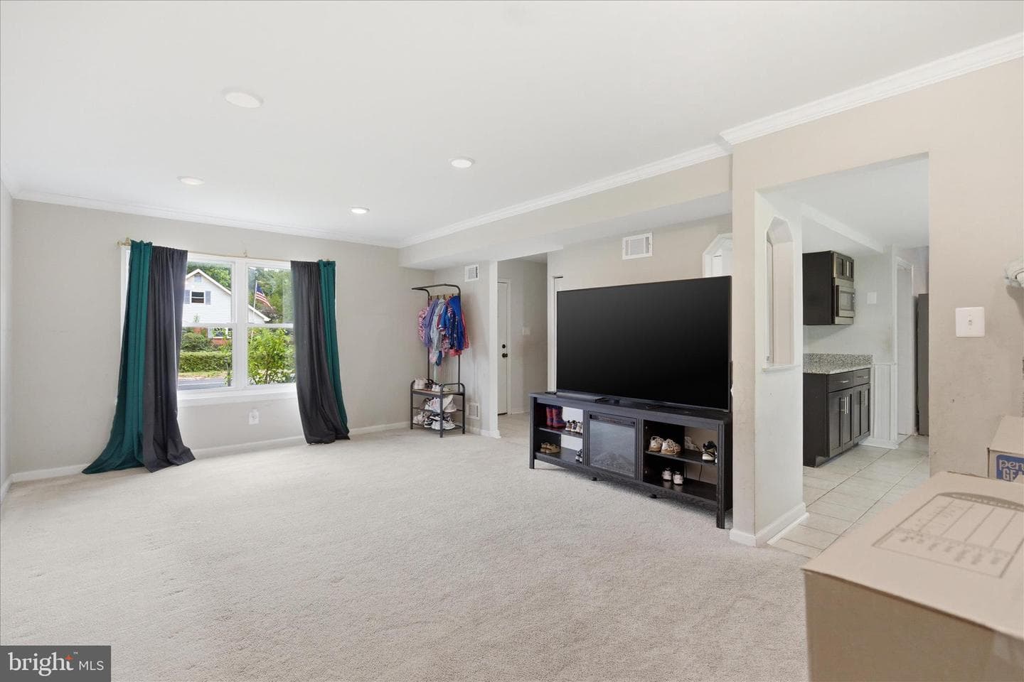 303 Garner Avenue photo 9