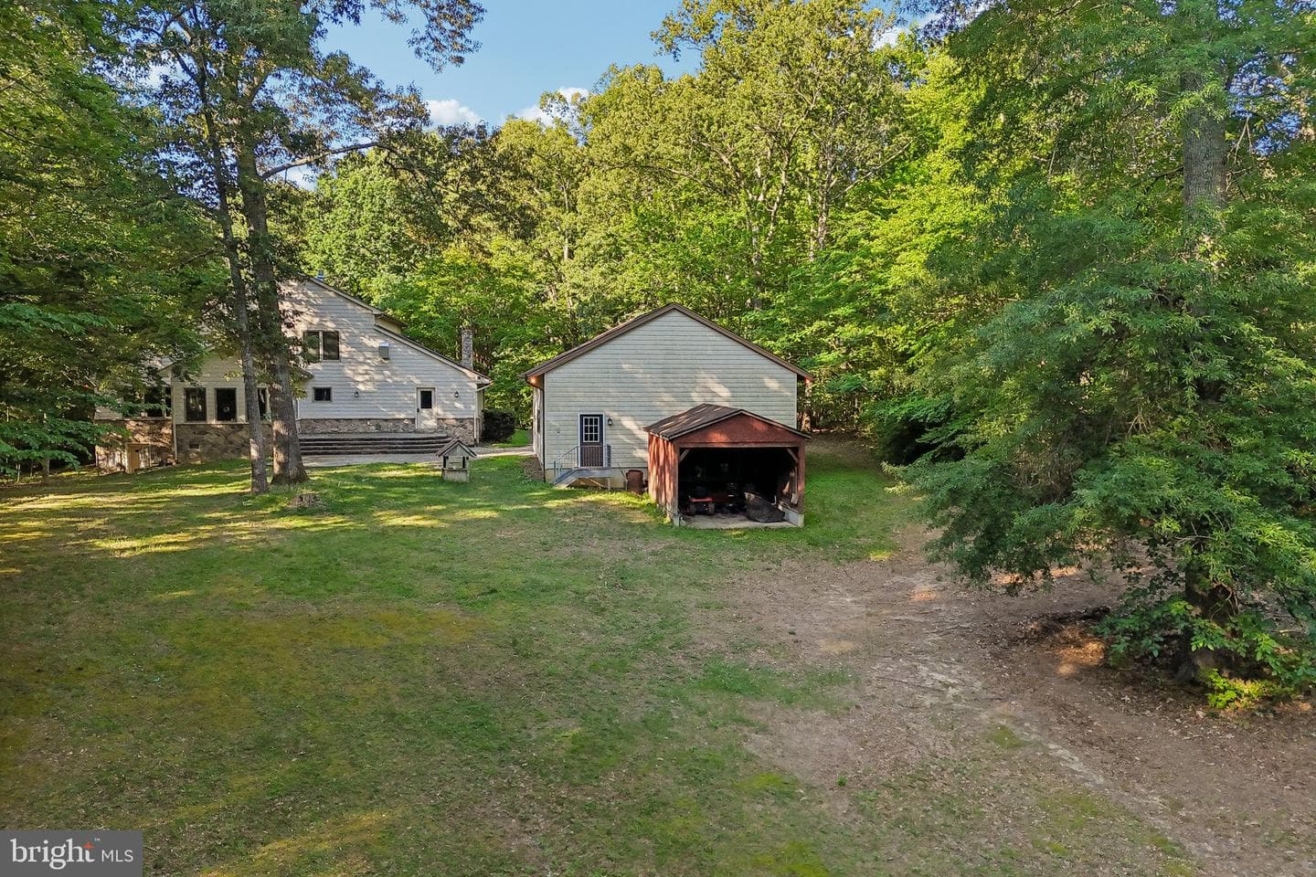 10060 Harmony Hill Lane photo 68