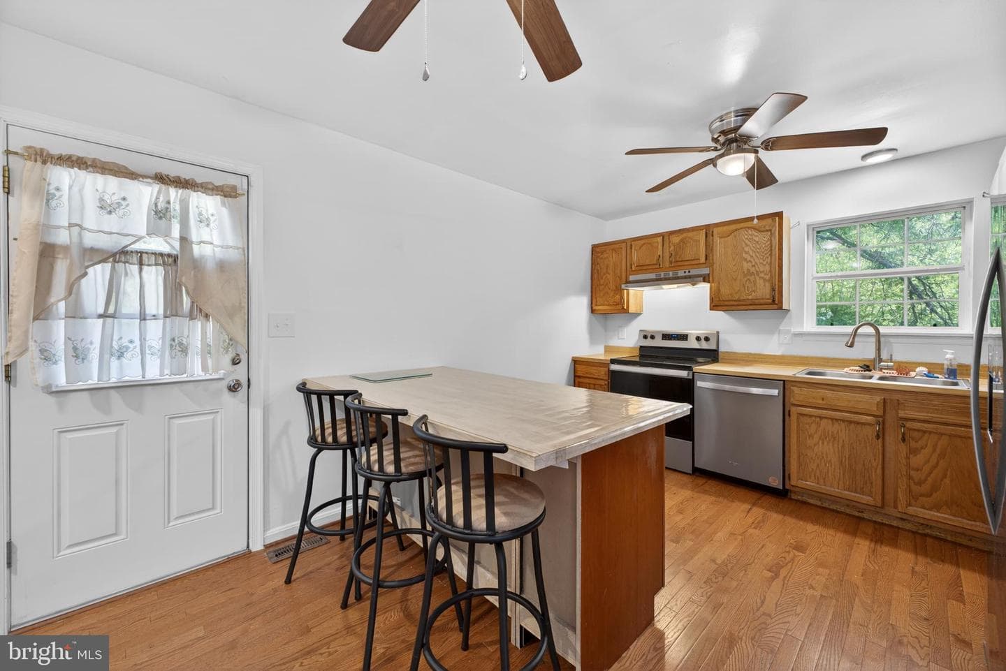 105 Woodland Drive photo 5