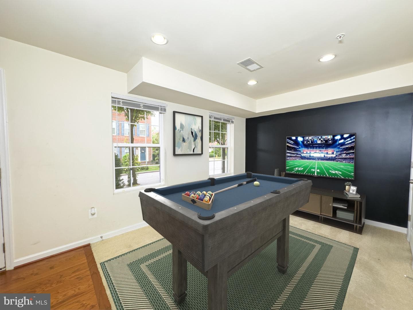 2852 Hedgerow Place photo 3