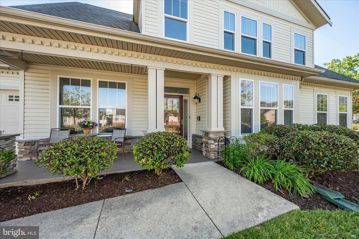 3158 Heartleaf Lane photo 2
