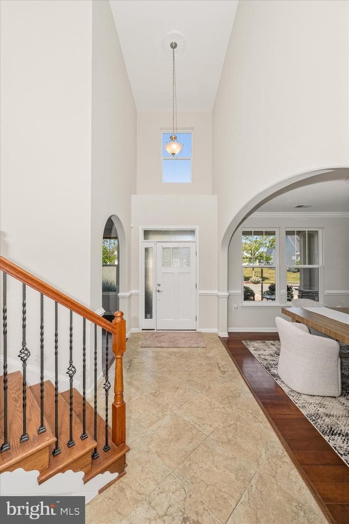 3158 Heartleaf Lane photo 4