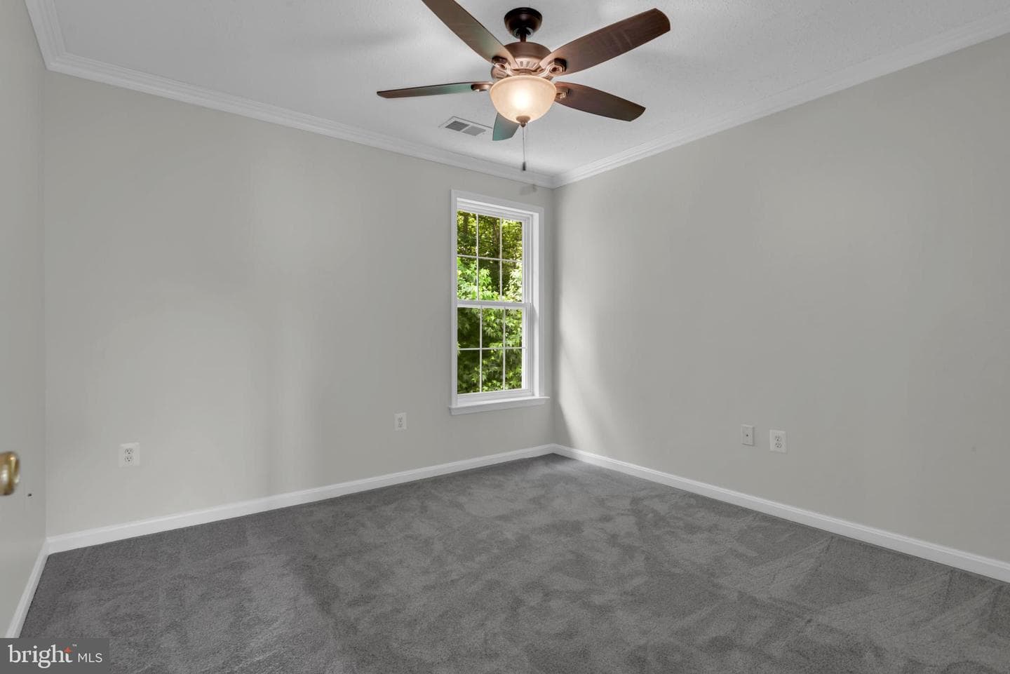 108 Susan Constant Court photo 32