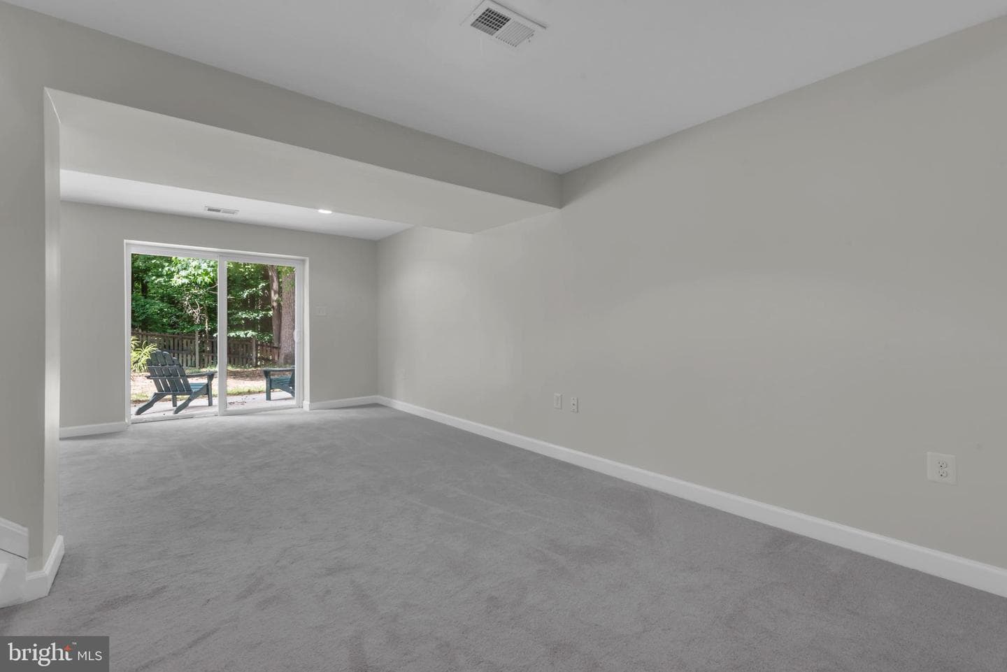 108 Susan Constant Court photo 34
