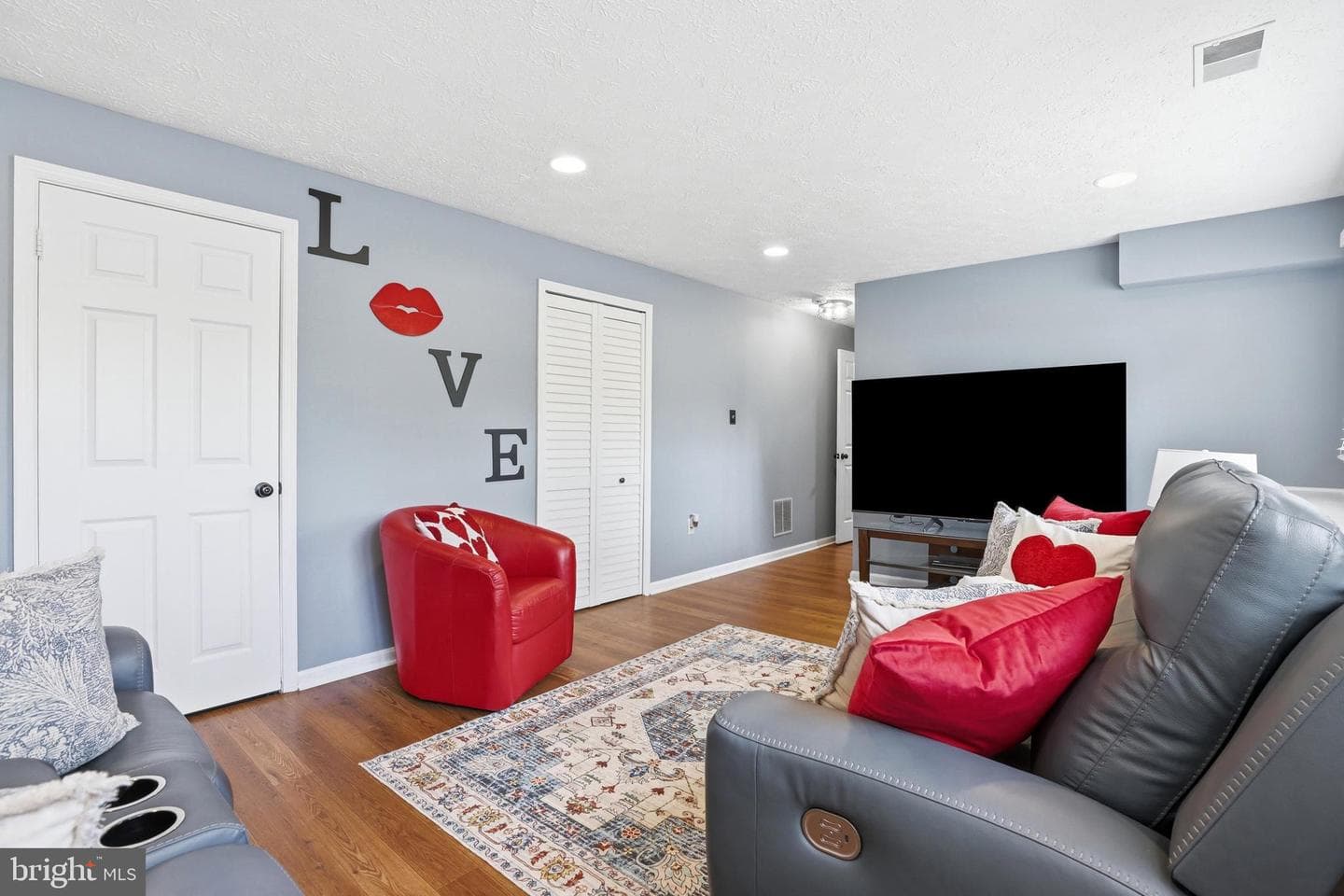 5148 Dorchester Circle photo 31
