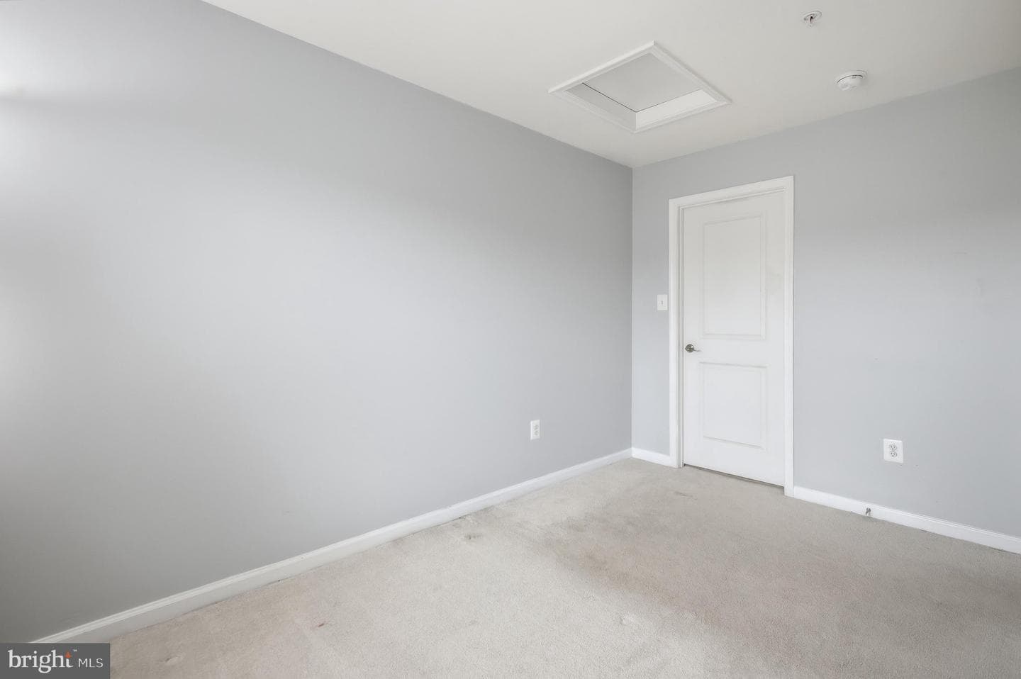 5652 Barnstormers Lane photo 38