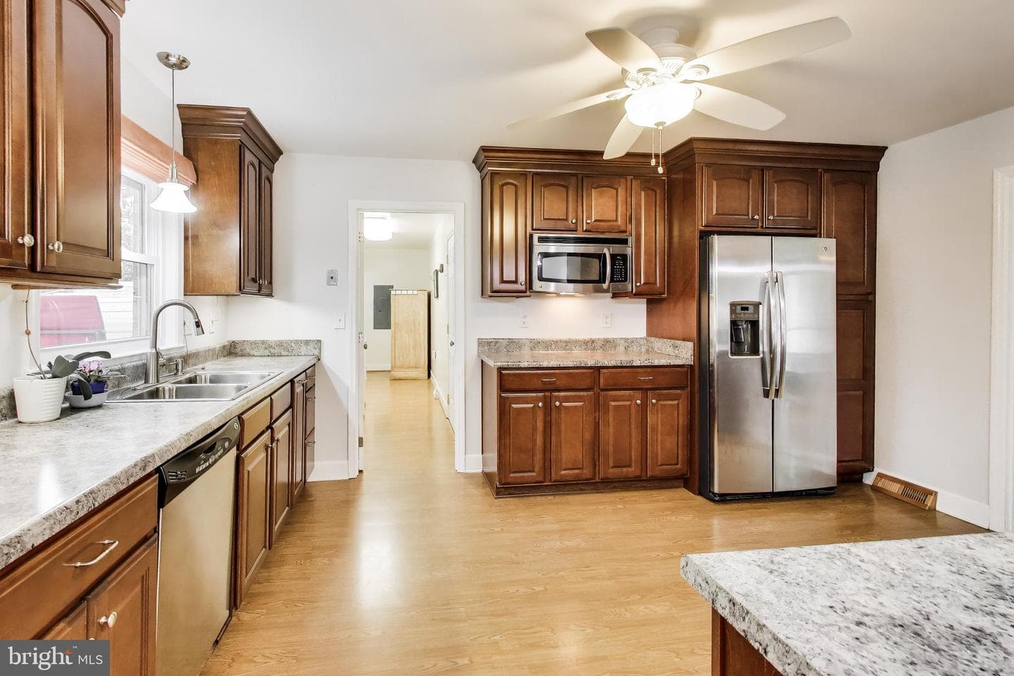 6670 Horseshoe Drive photo 22