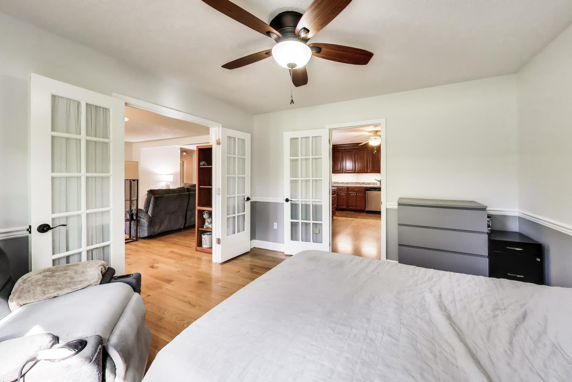 6670 Horseshoe Drive photo 7