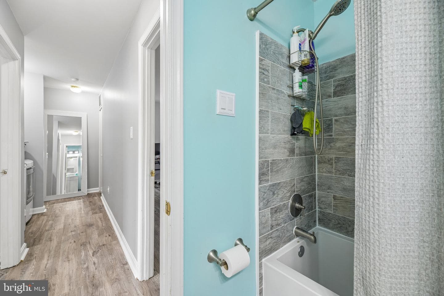 836 Holly Drive photo 32