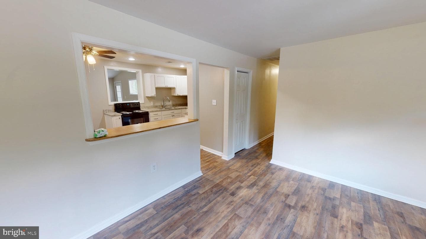 8545 Bowie Road photo 15