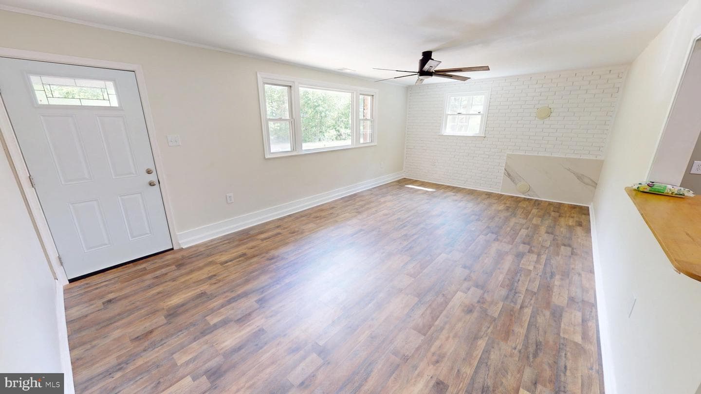 8545 Bowie Road photo 16