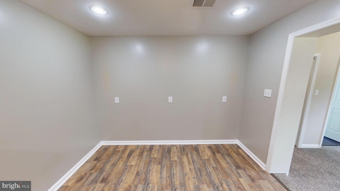 8545 Bowie Road photo 45