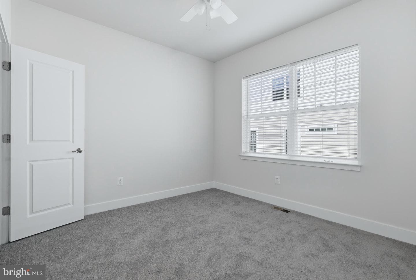 4440 Shakespeare Circle photo 29