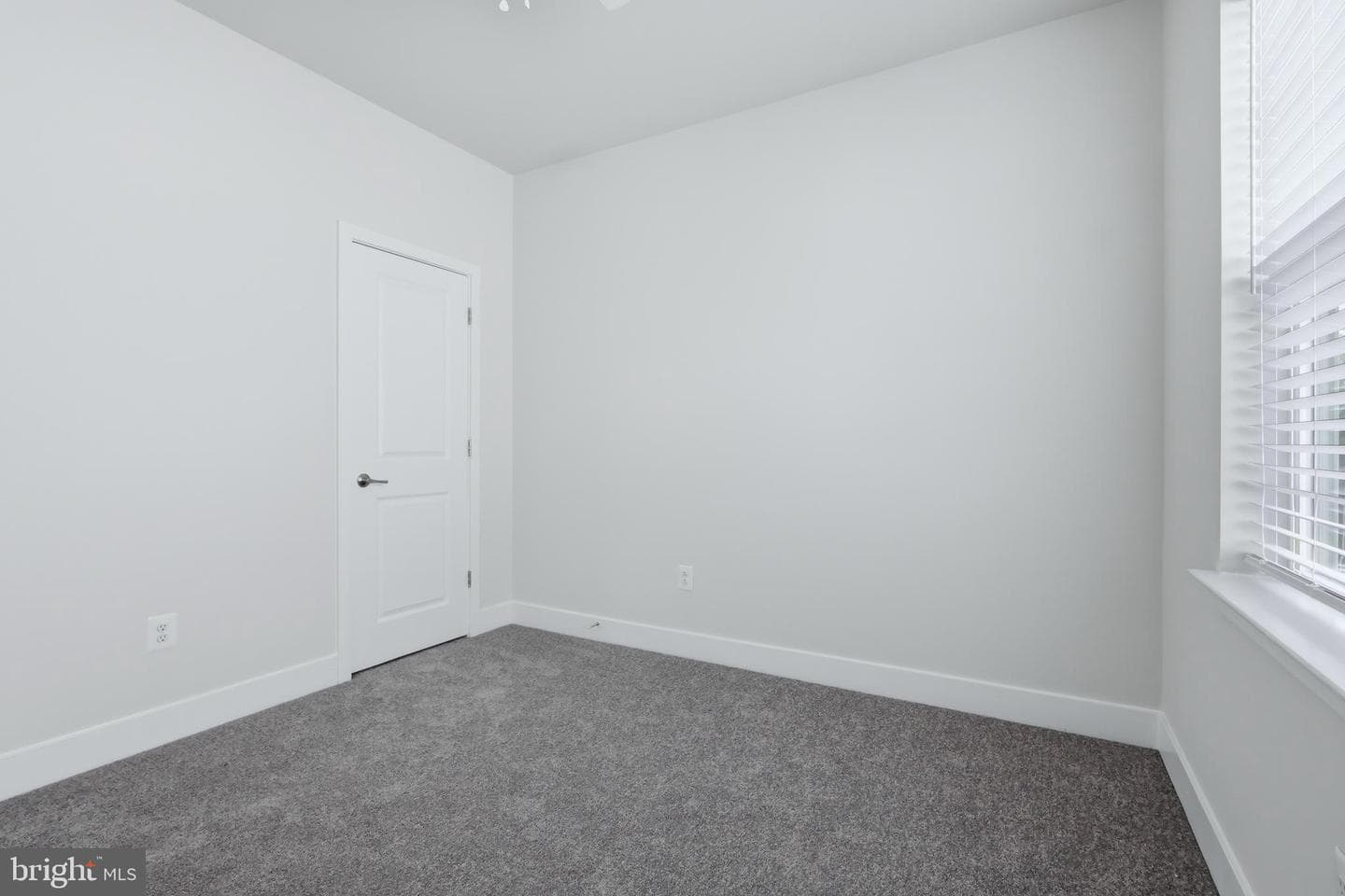 4440 Shakespeare Circle photo 30