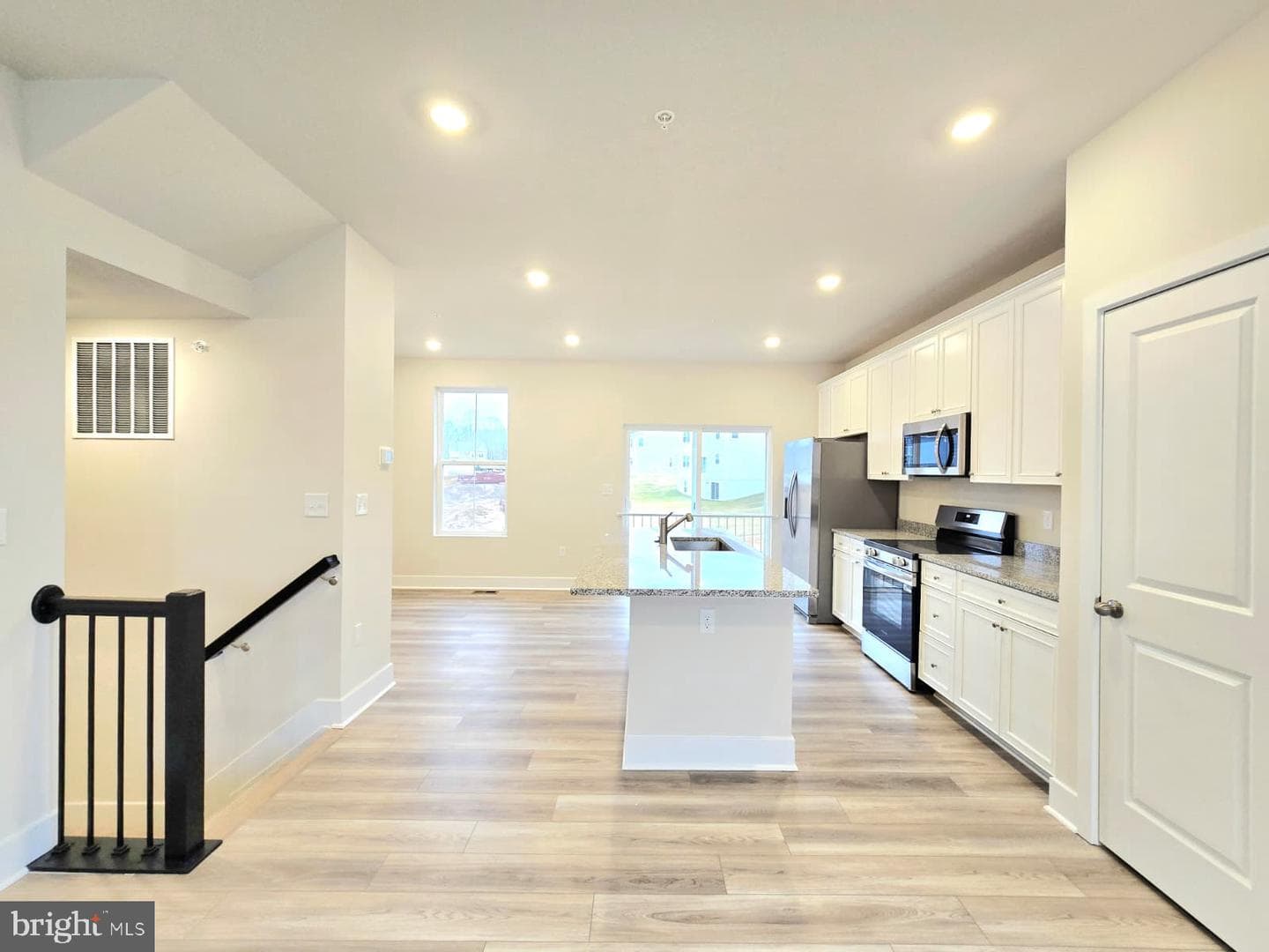 5518 Aberdeen Place photo 19