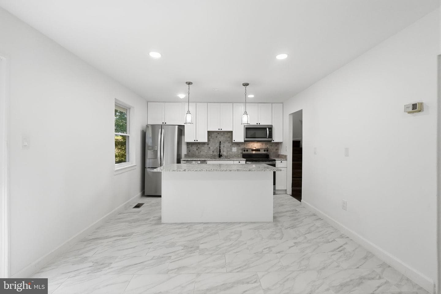 7251 Strawberry Place photo 9