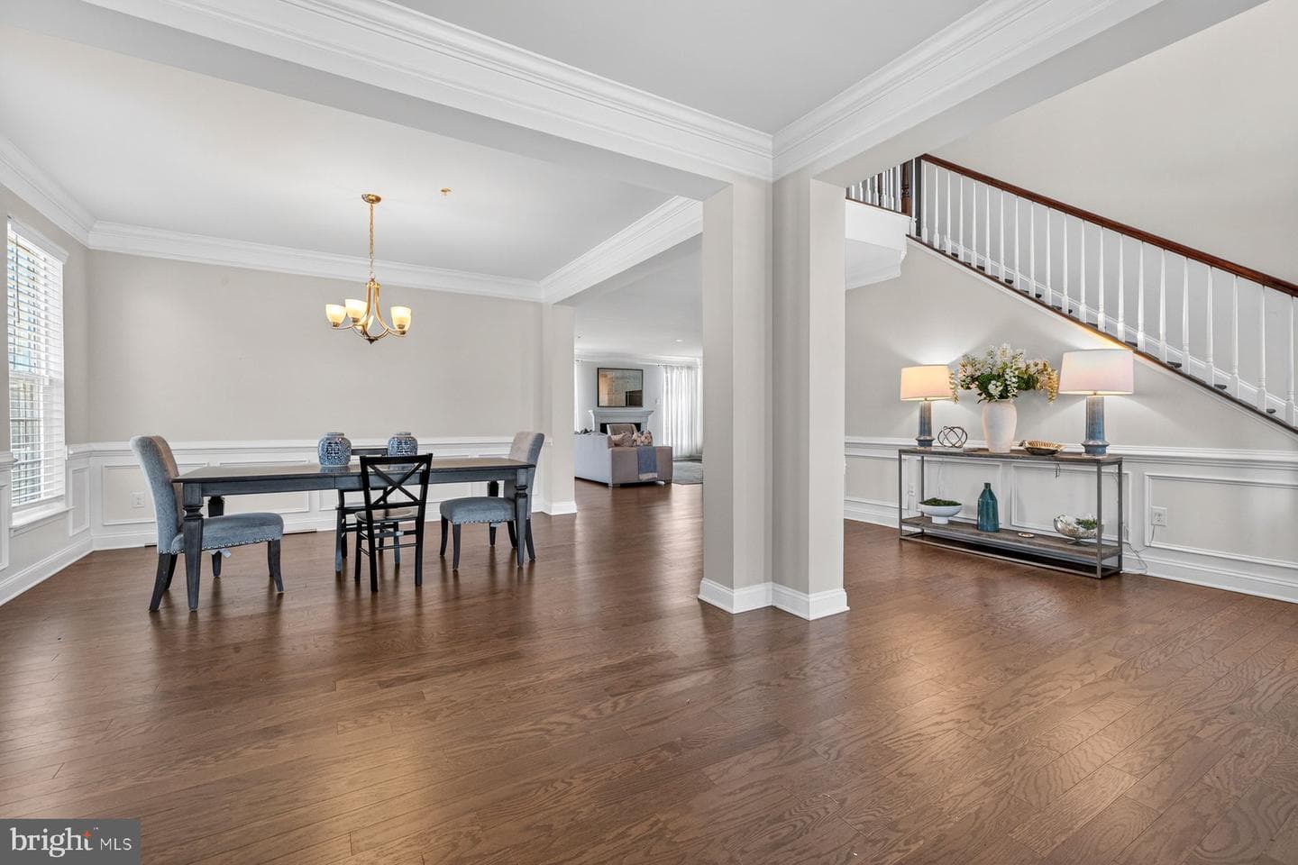 5568 Old Colony Court photo 12