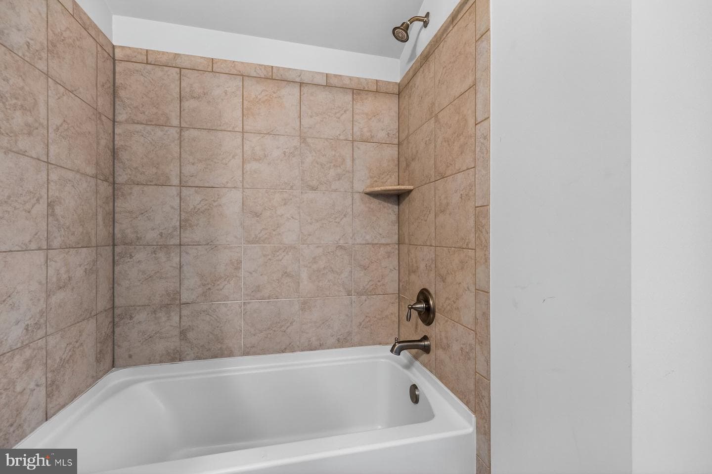 5568 Old Colony Court photo 35