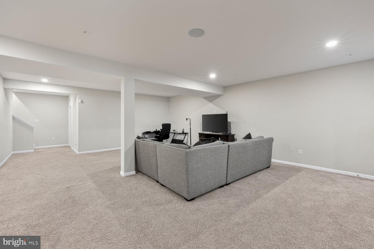 5568 Old Colony Court photo 45