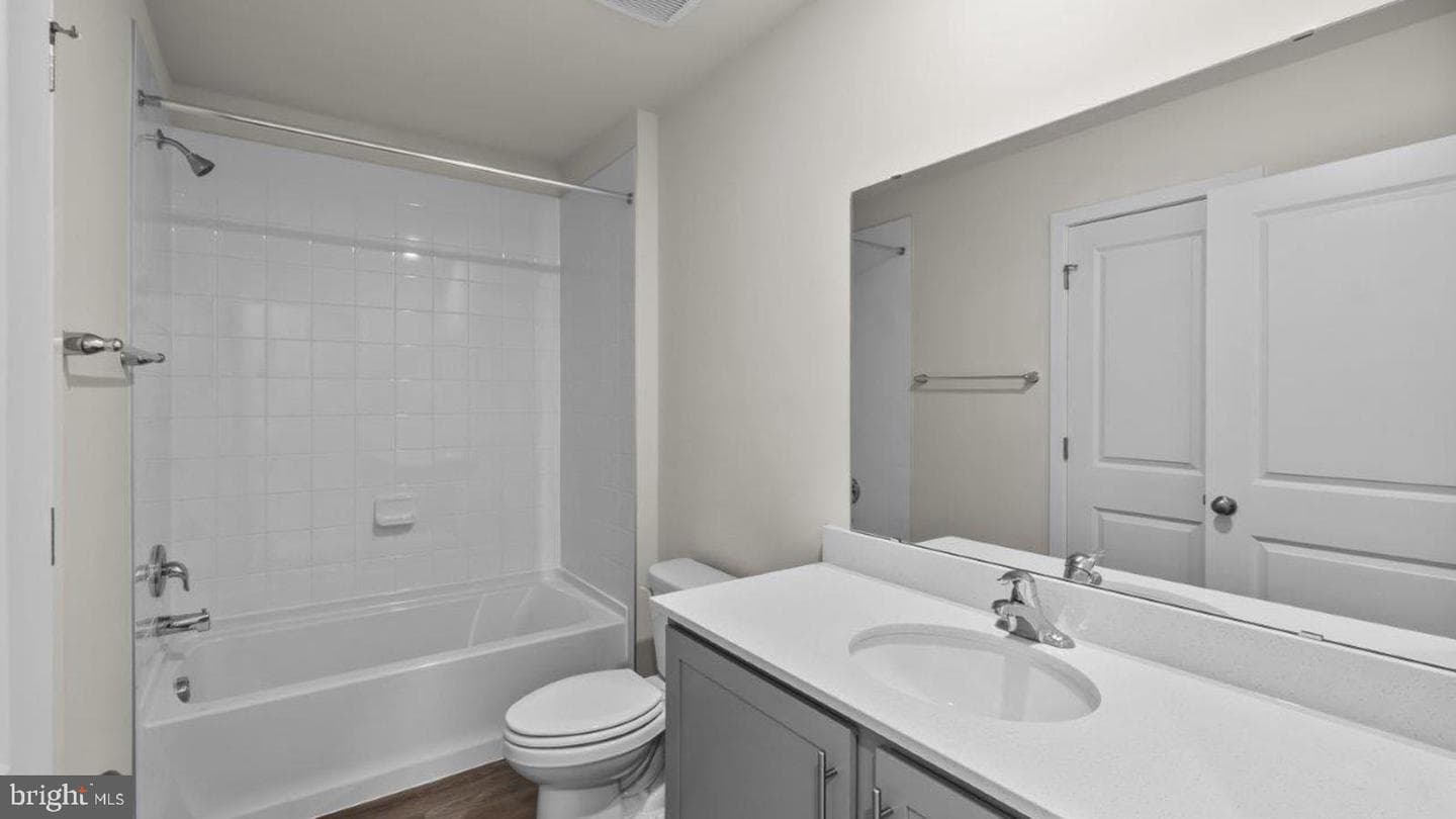 196 Soft Rush Lane photo 25