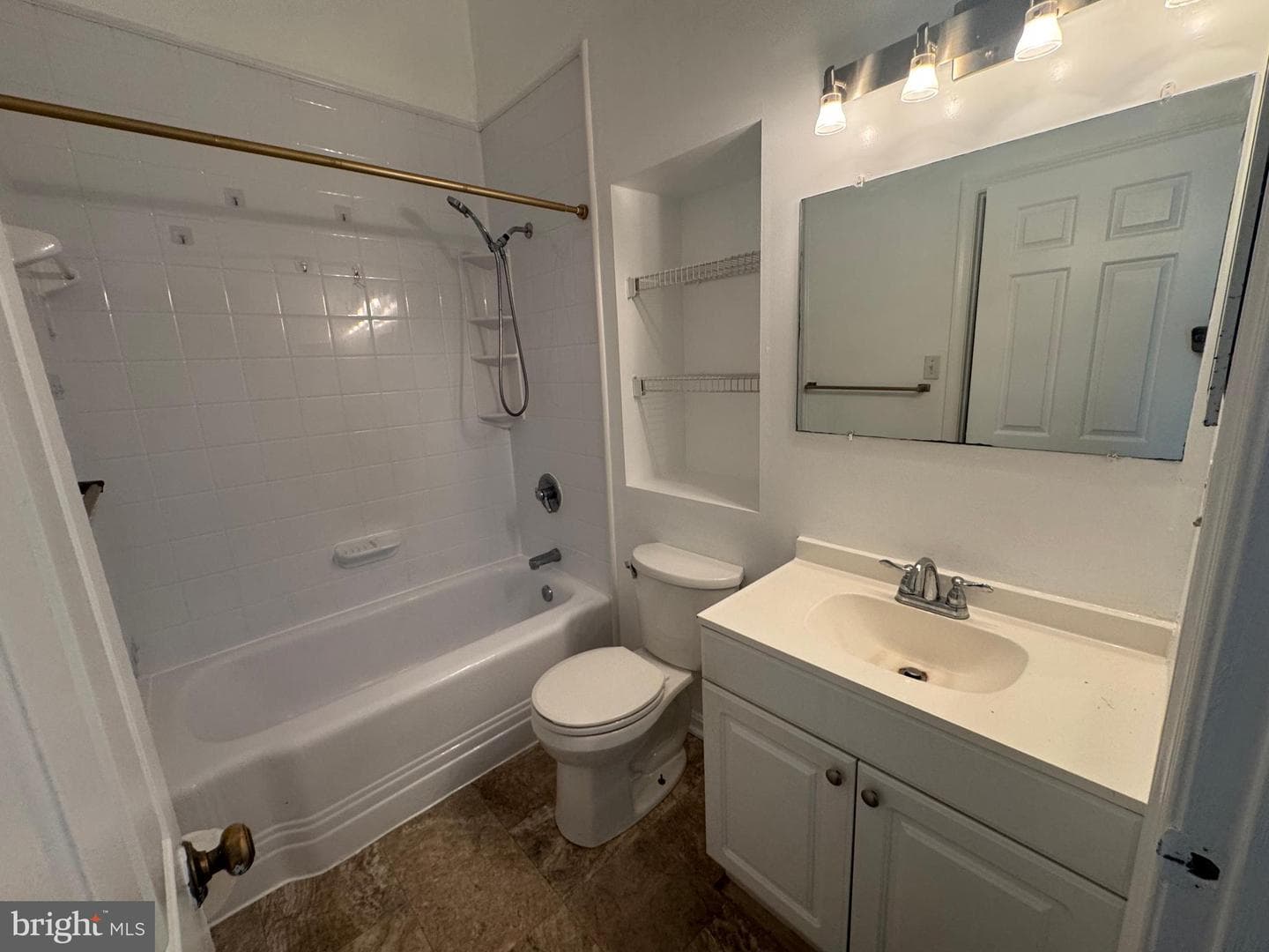 3261 Westdale Court photo 43