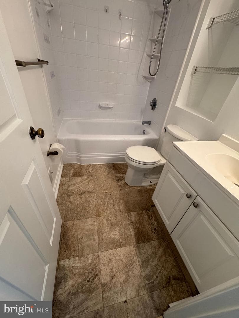 3261 Westdale Court photo 44