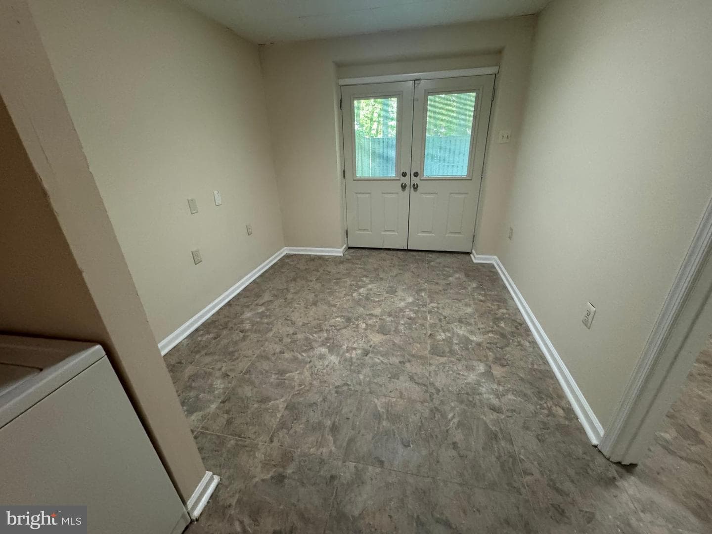 3261 Westdale Court photo 61