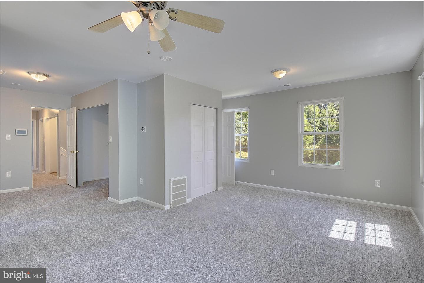 104 Mattingly Avenue photo 12