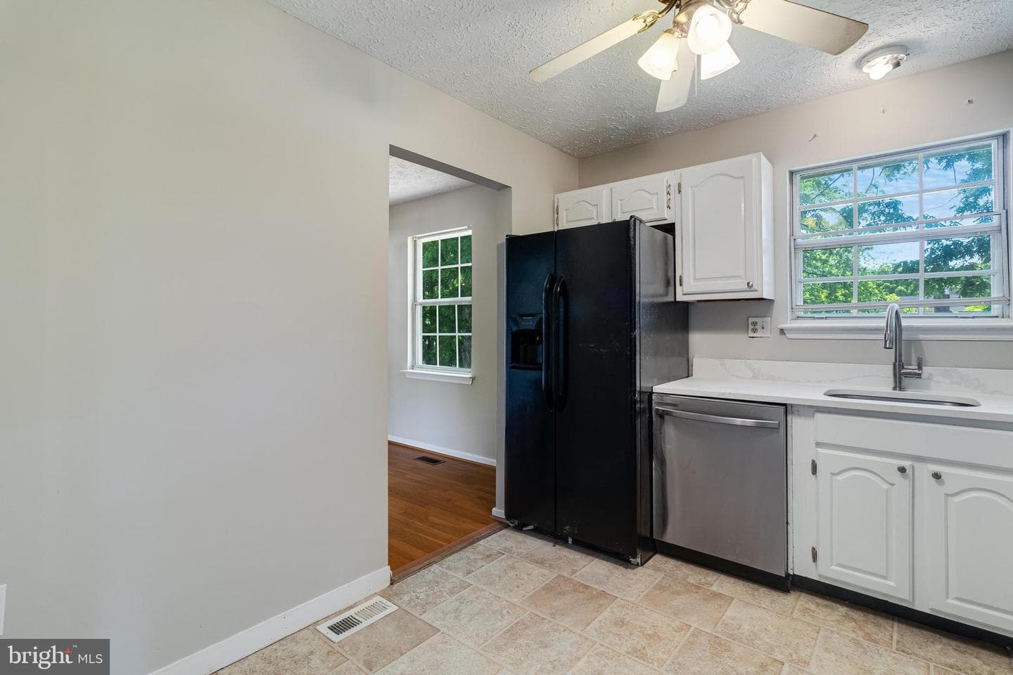 2307 Valley Oak Court photo 12